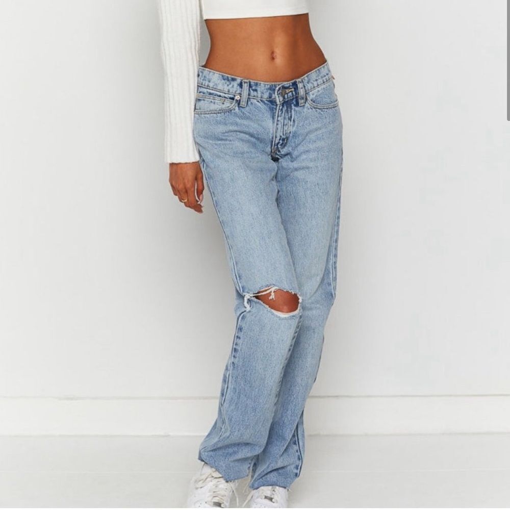 Abrand Light Blue Straight Leg Jeans with Knee Rip